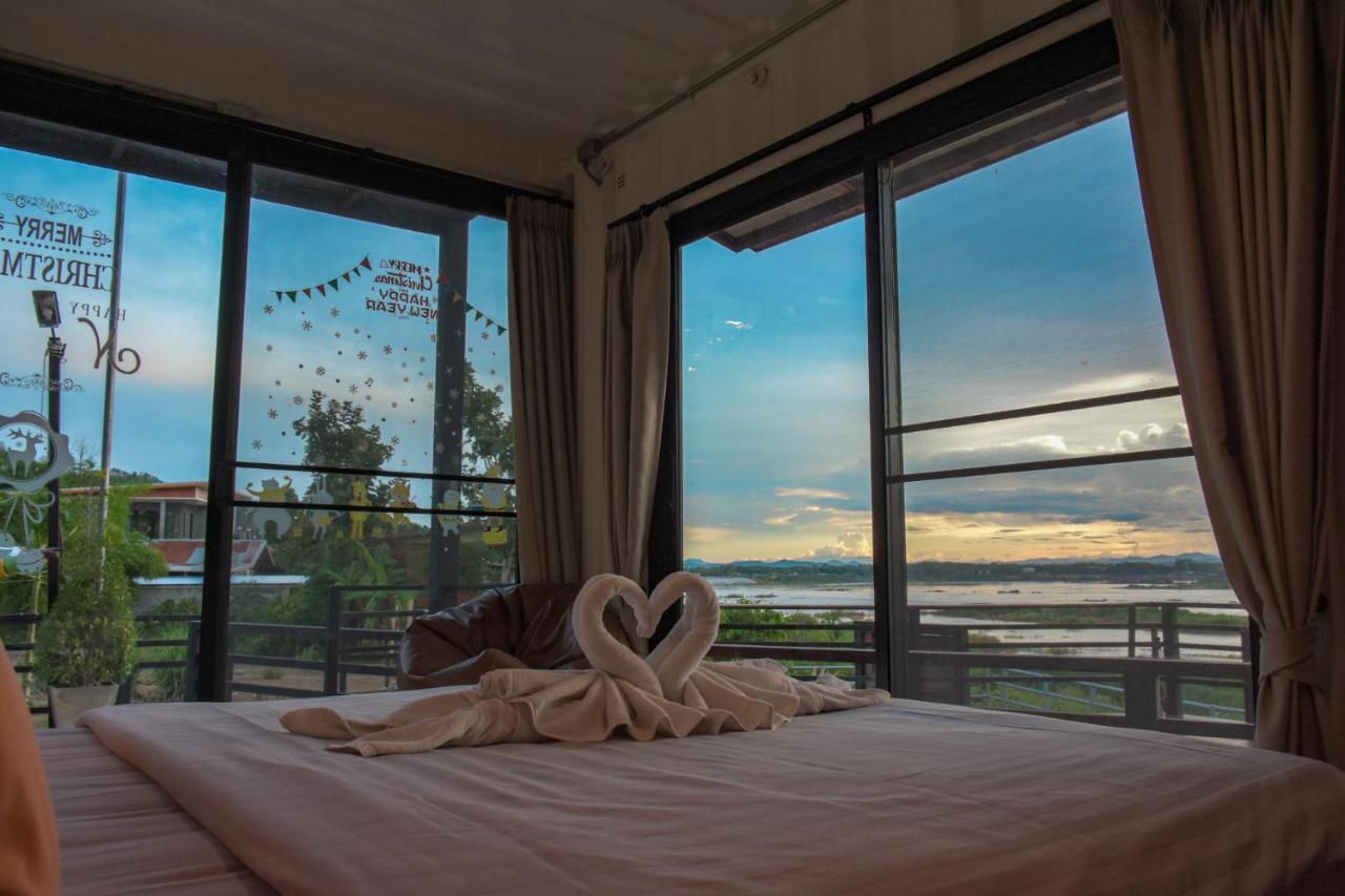 Hotel Inbox Living Rimkhong Chiang Khan Exterior foto